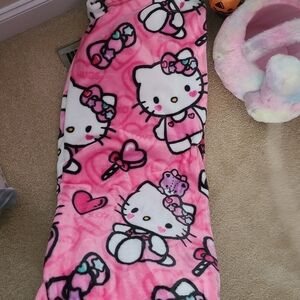 Hello Kitty Blanket 💕